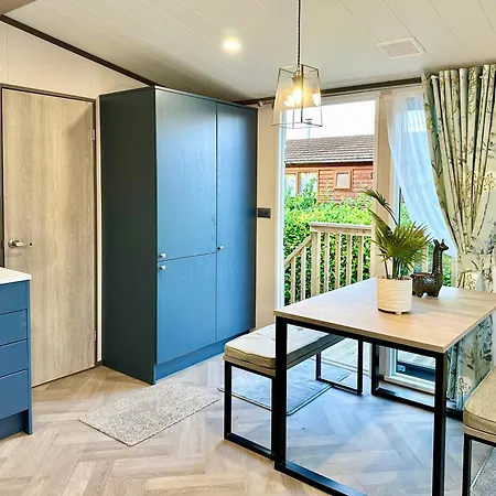 Ash With Free Hot Tub And Parking Apartman York